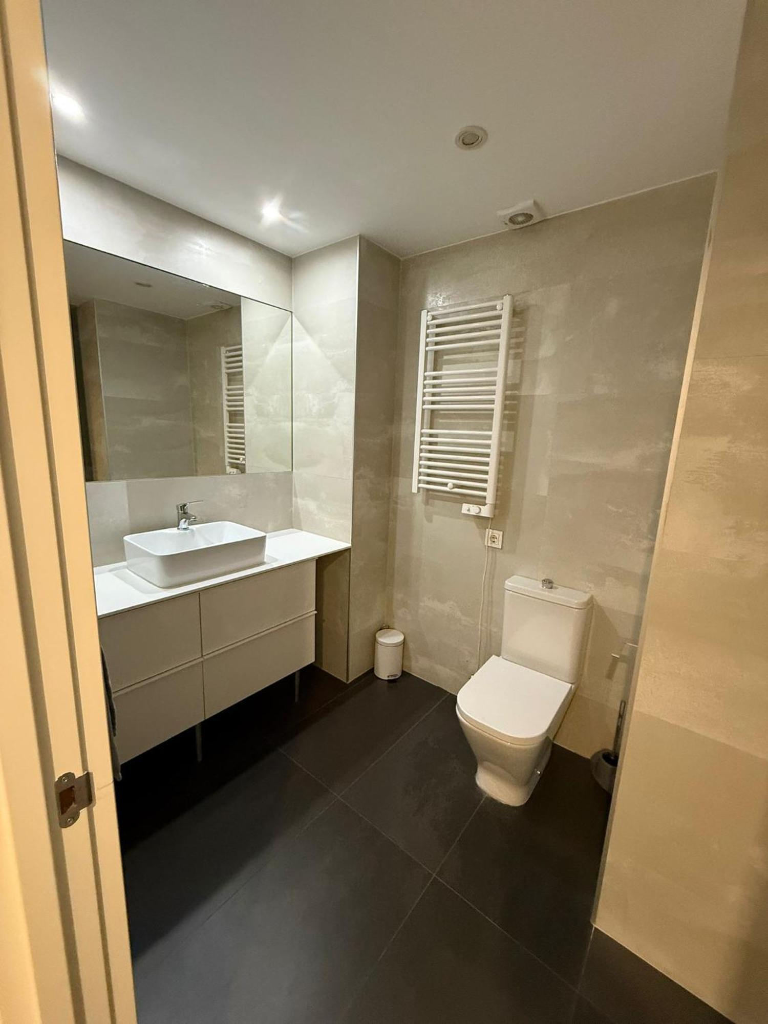 To Room Madrid Castellana Exterior foto
