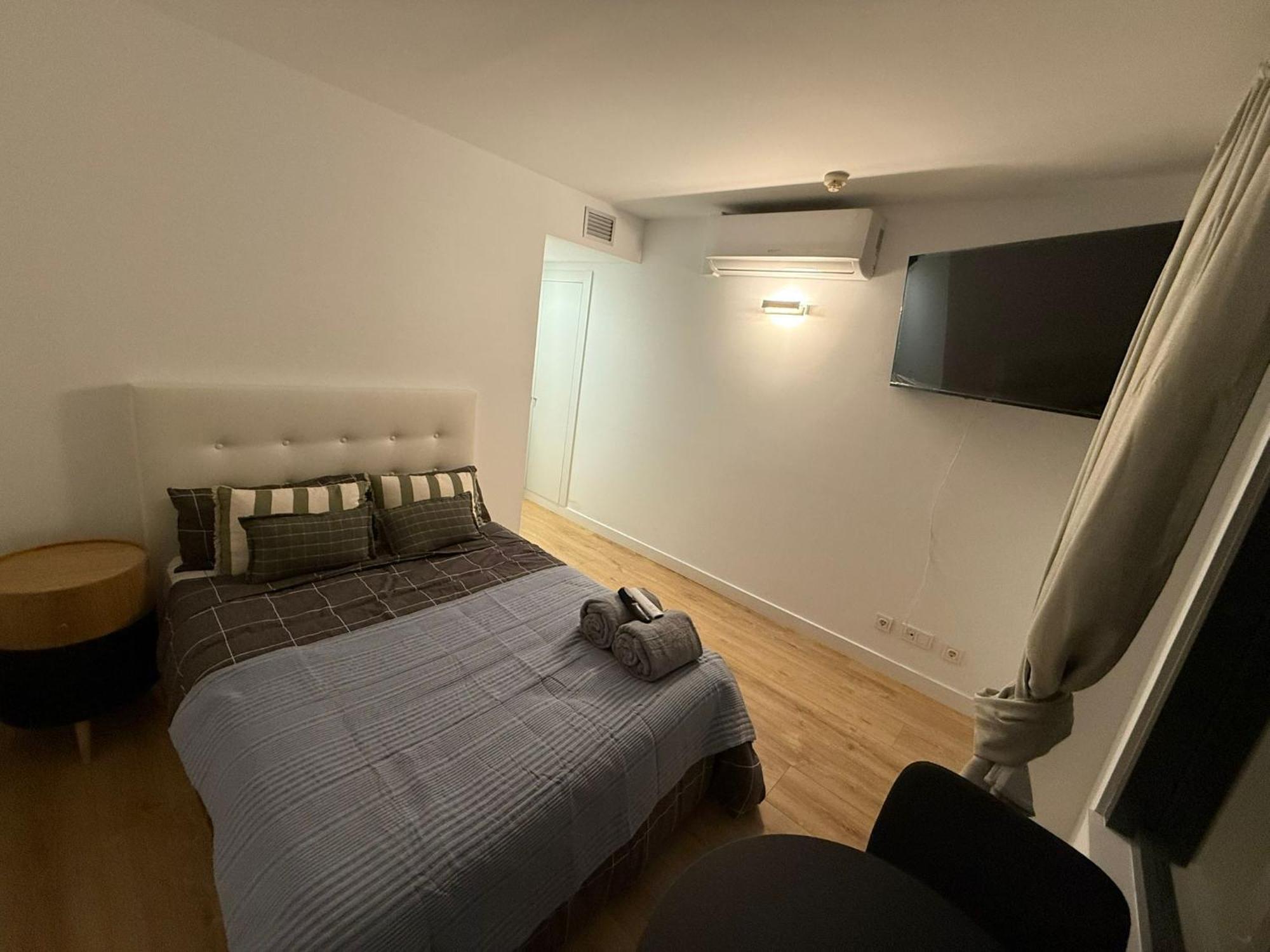 To Room Madrid Castellana Exterior foto